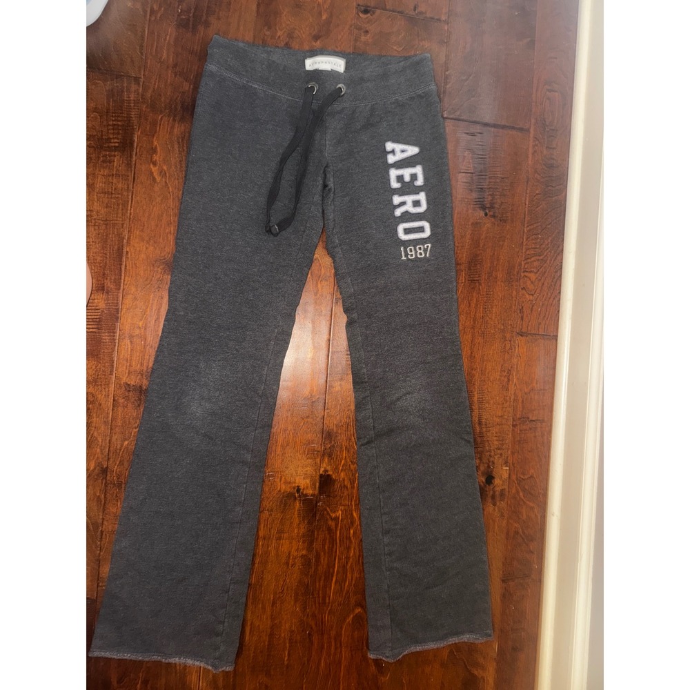 VTG Y2K Aeropostale Low Rise Flare Sweatpants Gray Graphic Applique Raw Hem XS
